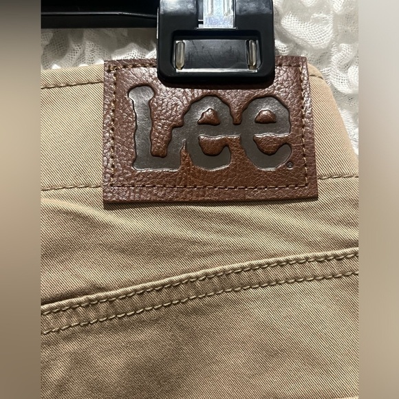 Lee Extreme Motion Khaki Pants, STRAIGHT FIT TAPERED LEG, MEN SIZE 29/32 - Picture 8 of 13